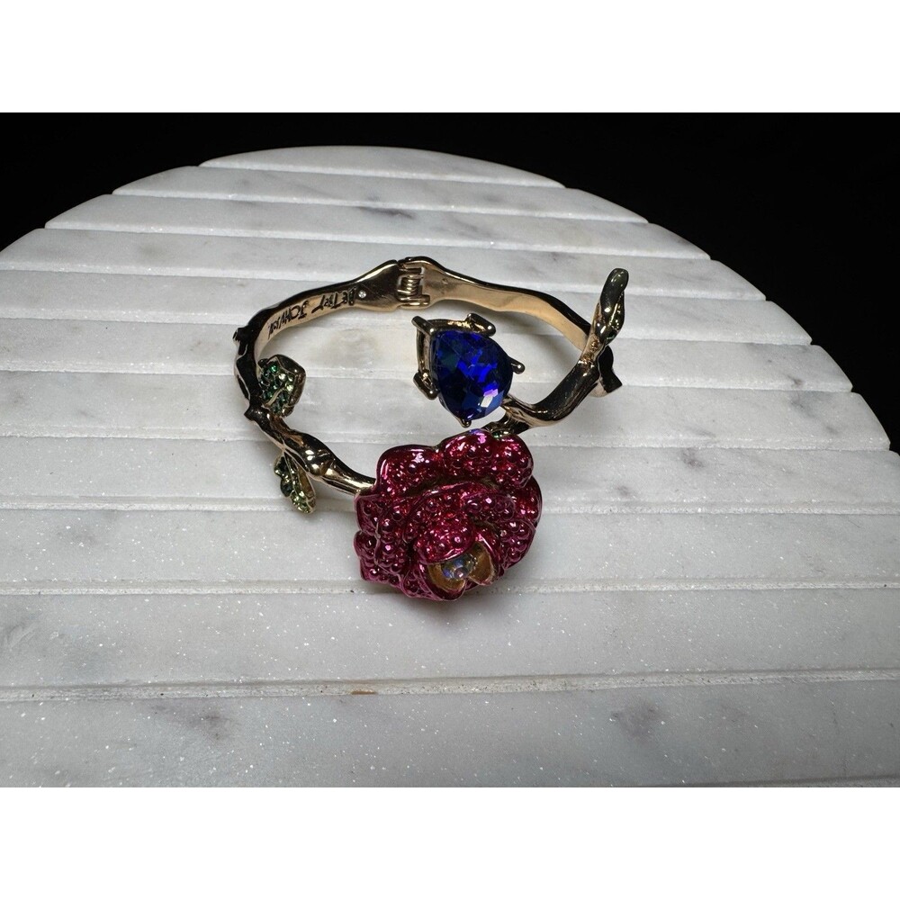 Betsey Johnson Rose Vine Bling Goldtone Hinged Bangle Bracelet - Picture 6 of 9
